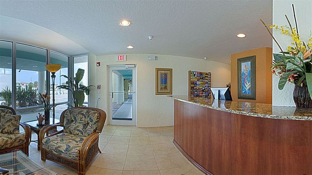 Sunset Vistas Two Bedroom Beachfront Suites St. Pete Beach Extérieur photo